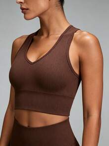 Women's Seamless Ribbed Cropped Tank Top, U-Neck Sleeveless Fitness Sports Bra, Solid Color Elastic Workout Top - Brown - View 3