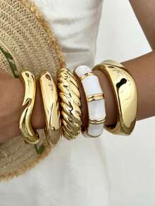 3/1pc Vintage Bohemian Ribbed Asymmetrical Wavy Metal Bangle Bracelet Set For Women, Suitable For Daily Wear, Vacation, Date, Party, Layering - Yellow Gold - View 3