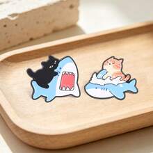 1/2pcs Cartoon Cat & Shark Metal Brooch, Cute Orange Cat & Black Cat Funny Badge, Backpack & Jacket Decoration Pin Accessory, Suitable For Daily Wear And Gift - Multicolor - View 2