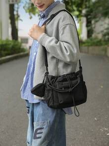 Japanese Style Black Drawstring Crossbody Bag, Multi-Pocket Slouchy Nylon Shoulder Sling With Mini Pouch Adjustable Strap For Daily School Street - Multicolor - View 2