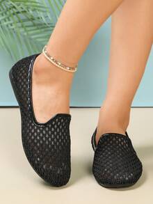 Vacation‑Style Mesh Hollow Loafer Flats, Lace Patterned Mesh Fabric, Easy Slip‑On, Breathable Casual Flats For Women Beach Walking And Shopping - Black - View 1