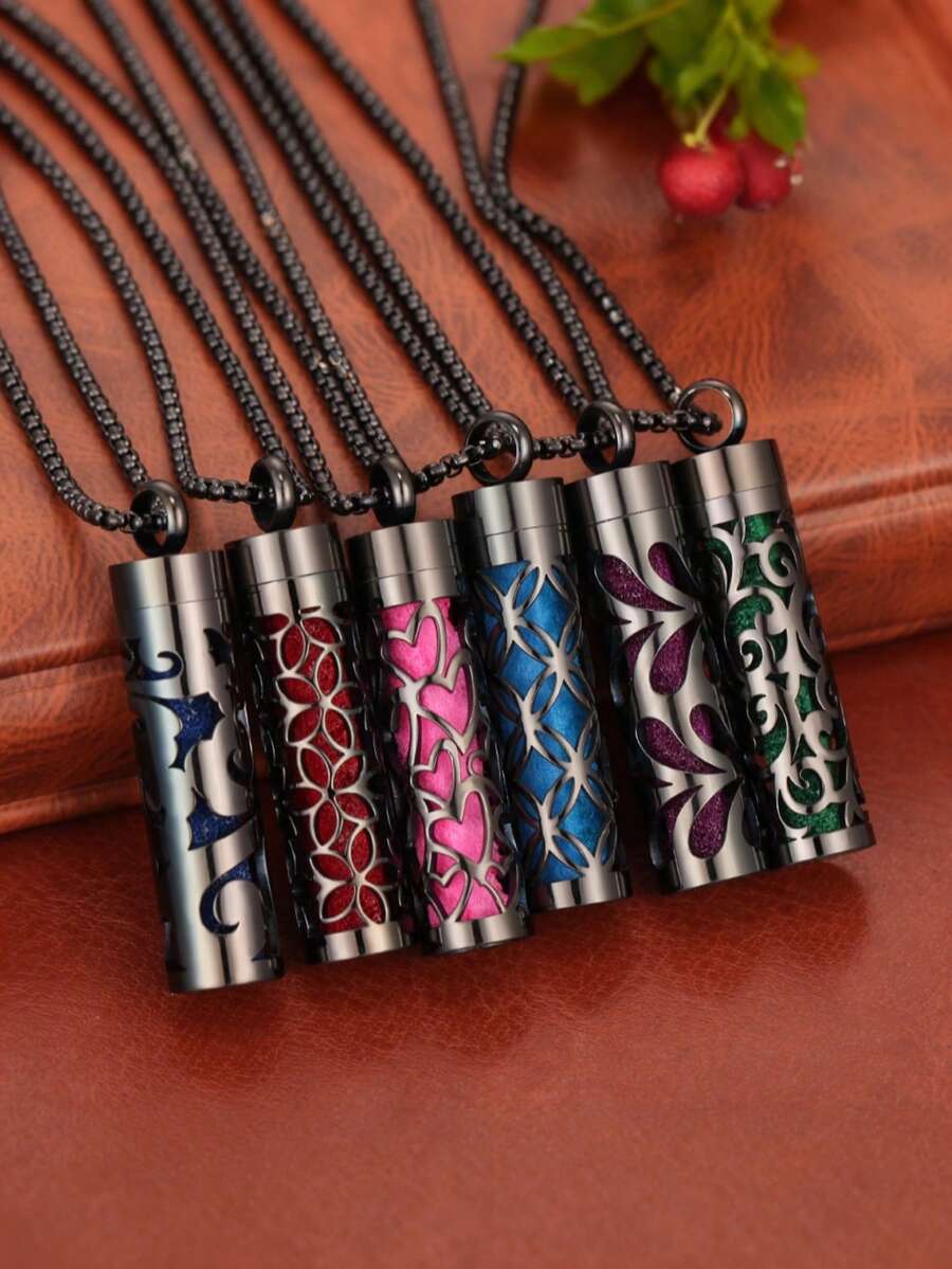 New Stainless Steel Jewelry Aromatherapy Diffuser Pendant Necklace, Hollow Flower Heart Open Locket Fragrance Essential Oil Diffuser Necklace, Couples & Men Punk Necklace Accessory Gift