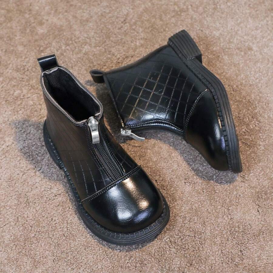 1 Pair Simple & Comfortable Kids' Shoes For Boys & Girls - Black - View 1