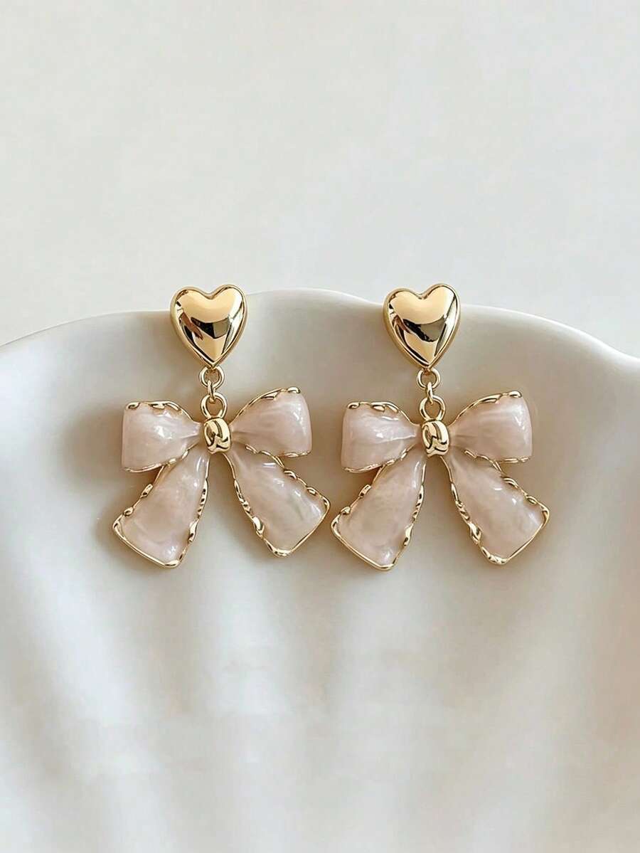 1 Pair Minimalist Fashion Niche Versatile Bow Knot Stud Earrings, Suitable For Teenage Girls Daily And Holiday Wear - Heart-shaped Bow - View 1