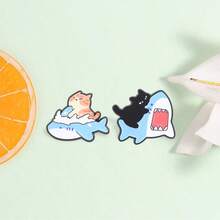 1/2pcs Cartoon Cat & Shark Metal Brooch, Cute Orange Cat & Black Cat Funny Badge, Backpack & Jacket Decoration Pin Accessory, Suitable For Daily Wear And Gift - Multicolor - View 6