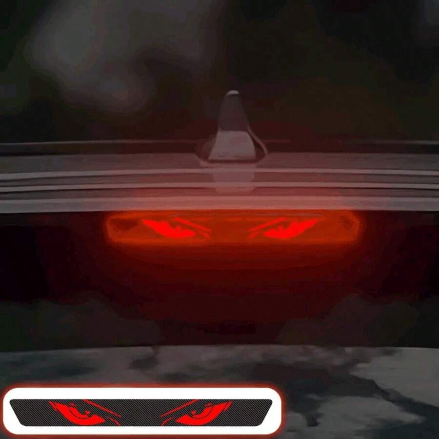1 buah Stiker Lampu Rem yang Menarik Perhatian - Lampu Belakang Gaya Anime, Stiker Mata Setan Perekat Sendiri dengan Tekstur Serat Karbon, Mudah Dipasang, Meningkatkan Keamanan & Gaya, Stiker Dekoratif yang Mencolok, Tahan Lama, Dirancang untuk Pengemudi - A - View 1