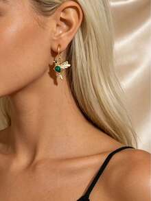 1 Pair Niche Versatile Elegant Stone Peak Bird Earrings, Exquisite Flying Bird Ear Clips, Jewelry - Gold - View 2