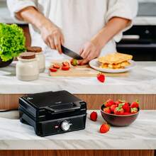 Adler Non-Stick Black Belgian Waffle Maker 2000W Iron - EU E Type Plug(220-240V) - View 5