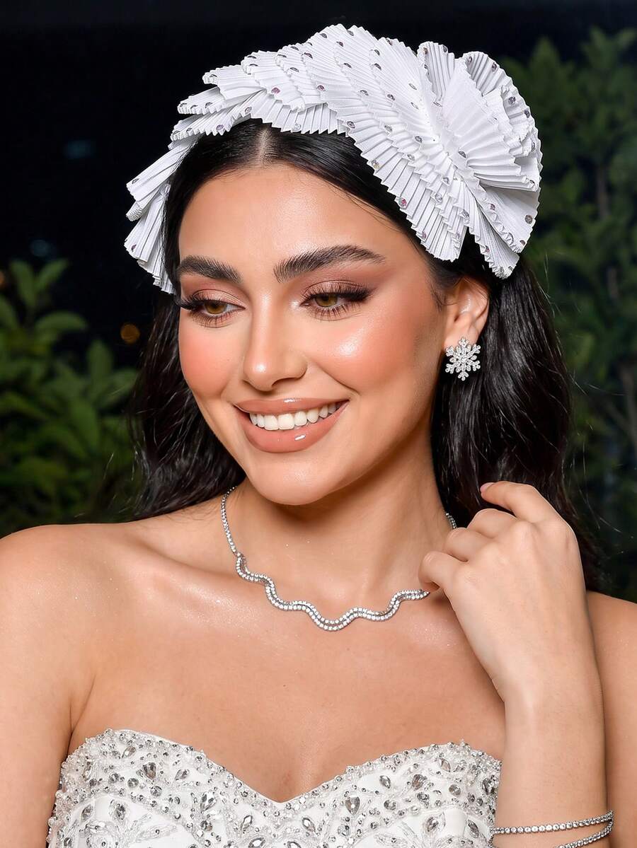 1pc Vintage White Floral Headband With Ruched Pleated Edges, Wedding Hair Accessory For Banquet, Party, Wedding, Ball, Festival