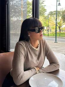 FOR BEAUTY Kardigan Wanita Musim Gugur dan Dingin Gaya Y2K Chic Warna Khaki dengan Hiasan Renda Kerah Bulat Kancing Depan Sweater Rajut Atasan Dasar untuk Pakaian Bisnis Kasual Kantor - Mocha Brown - View 2