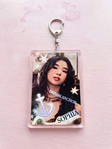 1Pc/6Pcs KATSEYE Girl Group Member Themed Star Symbol & Exclusive Prop Acrylic Keychains, Including Manon (Stellar Tiara), Sophia (Dream Anchor), Daniela (Guardian Shield), Exclusive Design, Fashionable Bag Charm, Suitable For Fan Gifts, Support Collection, All Seasons - Multicolor - View 10