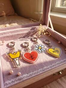 4pcs K-Pop Crown Lightstick & Daisy Aesthetic Acrylic Keychains, Crown Cheer Stick, Peace Daisy, Red Heart And Korean Heart Pattern Charms, Backpack And Car Key Accessories, K-Pop Fans And VIP Fan Gifts, Back To School, Gift For K-Pop Fans - Multicolor - View 3