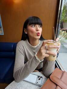 FOR BEAUTY Kardigan Wanita Musim Gugur dan Dingin Gaya Y2K Chic Warna Khaki dengan Hiasan Renda Kerah Bulat Kancing Depan Sweater Rajut Atasan Dasar untuk Pakaian Bisnis Kasual Kantor - Mocha Brown - View 4