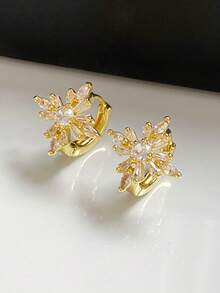 1 Pair Elegant Fashion Cubic Zirconia Snowflake Copper Alloy Hoop Earrings Suitable For Women's Daily Wear And Gatherings - Yellow Gold - View 7