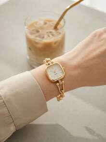 1 buah Jam Tangan Quartz Minimalis Elegan Persegi Kasual Fashion Wanita, Cocok untuk Pemakaian Sehari-hari, Juga Dapat Diberikan Sebagai Hadiah Liburan - Putih - View 3