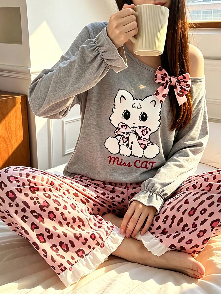 Girls Two Pieces Off Shoulder Bow Long Sleeved Pajamas, Cat Print Top, Heart-Shaped Leopard Print Pants, Spring And Autumn Casual Pajamas - Light Grey - View 1