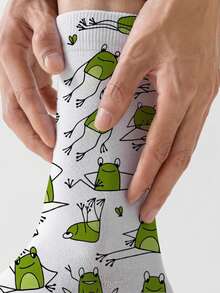 1 Pair All-Over Print Cute Cartoon Frog Crew Socks, 360 Full Graphic Fun Animal Mid Socks Novelty Casual Street Socks For Men Women Quirky Gift Socks - Multicolor - View 3