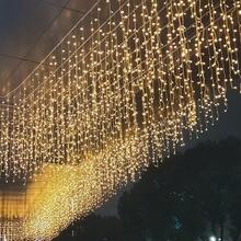Battery Powered Icicle Curtain Lights, 8 Lighting Modes, Flat And Wavy Styles, Multiple Specifications Available. Soft Light String, Controller Can Switch Multiple Lighting Effects. Hassle-Free Installation Without Wiring, Suitable For Balcony, Eaves, Party, Wedding, Christmas, Halloween Atmosphere Lighting, Perfect For Personal Use Or Gift. - Battery-powered Fairy Lights - View 3