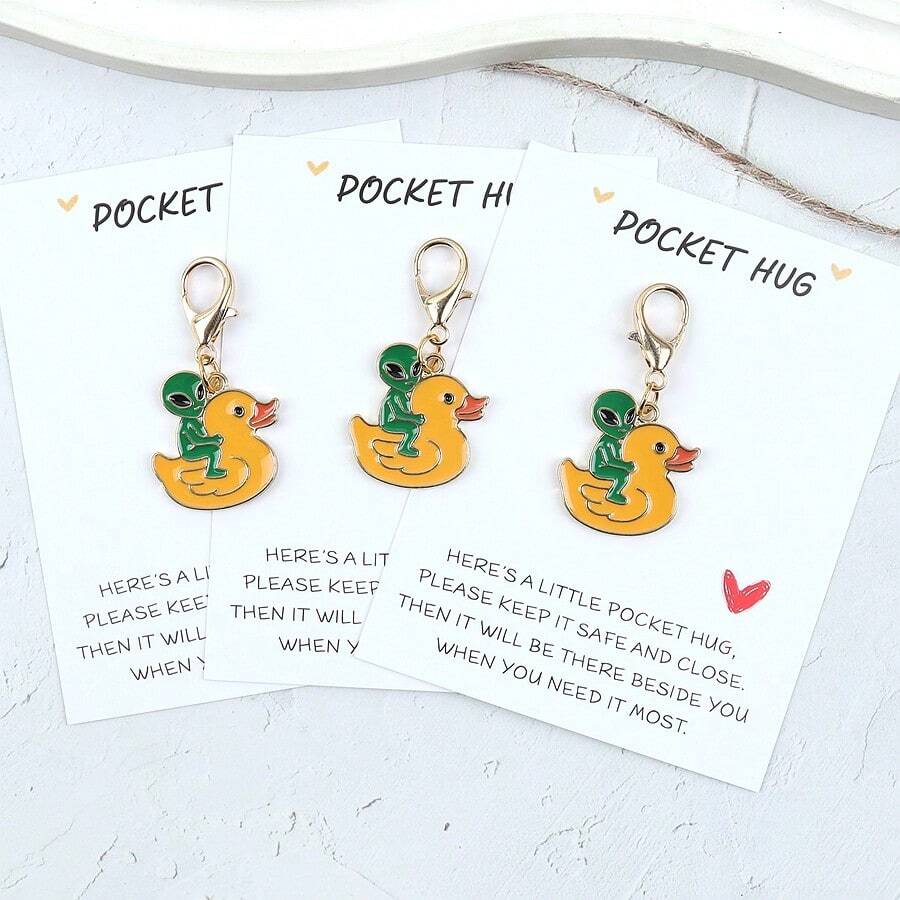 1pc/3pcs Funny Alien Riding Rubber Duck Keychain With Pocket Hug Heartwarming Blessing Card, Creative Personalized Accessory For Keys, Backpack, Handbag, Suitable For Best Friends, Friends, Novelty Lovers, Daily Companion Encouragement, Full Of Quirky Atmosphere Thoughtful Personalized Small Gift - Green - View 1