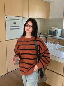 Sweater Lengan Panjang Kasual Wanita Motif Garis-Garis dan Patchwork - Coklat - View 2