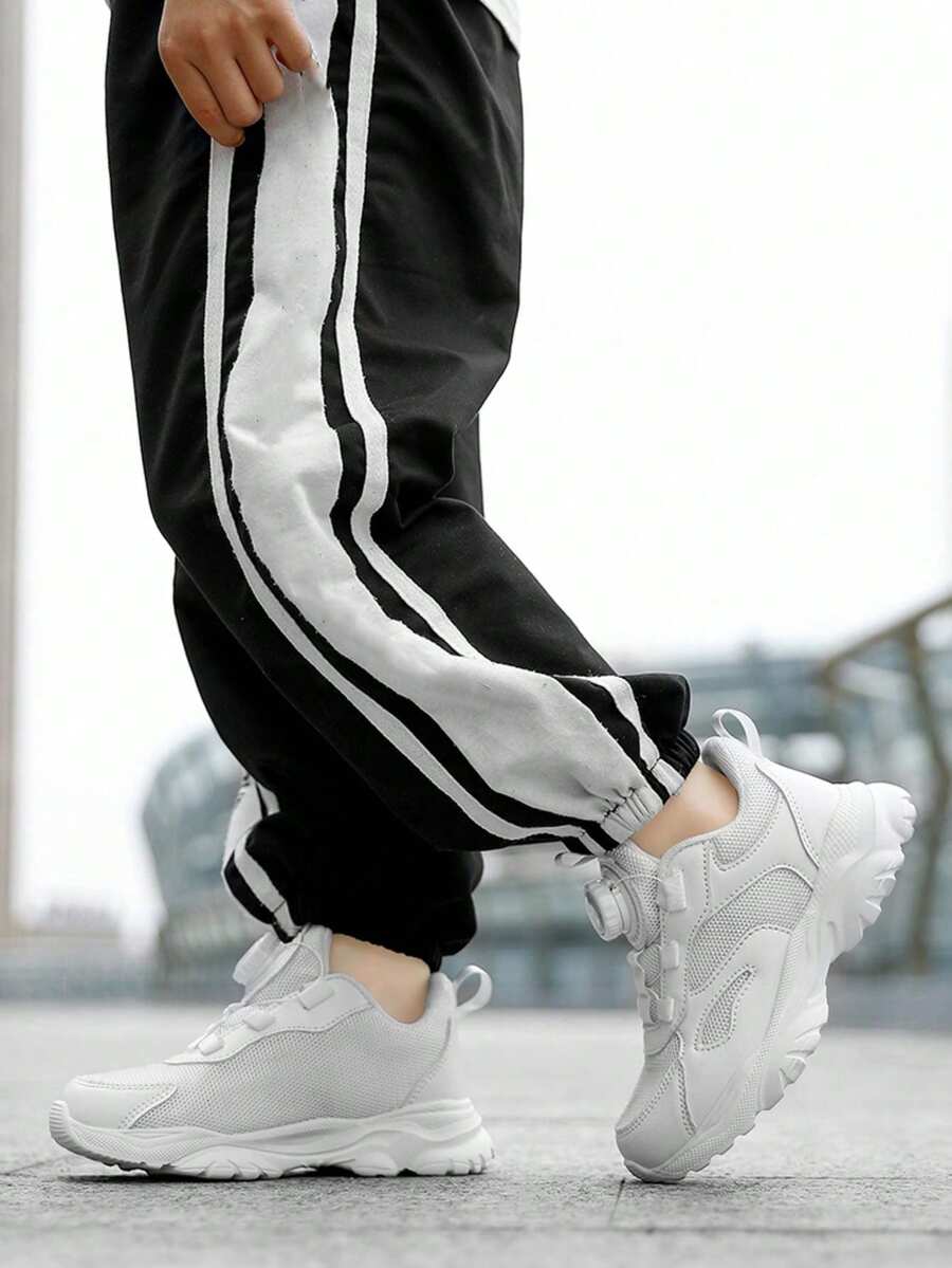 Children's White Sneakers, Breathable Mesh Soft Bottom Sports Shoes For Elementary School Students, Spring/Autumn - White - View 1