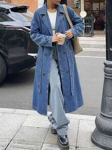 Jaket Trench Coat Denim Lengan Panjang Vintage Wanita dengan Desain Sabuk, Kerah, dan Kancing - Medium Wash - View 6