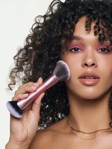 Angled Fan Finishing Brush Is A Dual-Sided, Multi-Use Makeup Brush That Is Designed To Blend Products For A Seamless Finish. - Multicolor - View 6