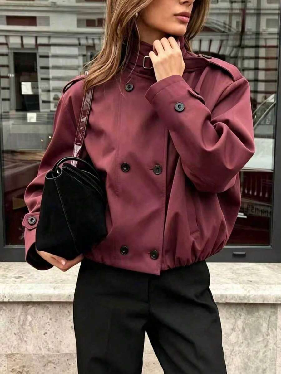Short Burgundy Trench Coat, French Vintage Style, Blending Urban Mature Cargo Style Aesthetic, Stand Collar Double-Breasted Design, Exuding Coolness And Fashionable Vibe, Suitable For Daily Commute, Casual Socializing And Dating Occasions