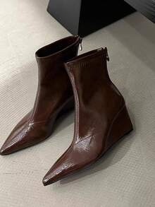 2026 New Women's Short Ankle Boots Slip-On Ruched Shaft Midline Split Design Minimalist Autumn Street Fashion Ankle Boots - Brown - View 4