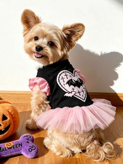 The 3estie 3eastie 1 Peça Vestido de Halloween com Asa de Morcego em Formato de Coração para Animais de Estimação, Adequado para Cães Pequenos Chihuahua, Camada Base Física Anti-Pulgas para Roupas de Cachorro, Vestido da Moda para Gatos e Cachorros, Uso Interno e Externo