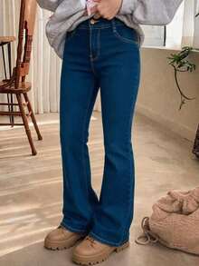 Jeans vaqueros de niña estilo vintage, lavado oscuro y corte acampanado, con bordado único de cabeza de caballo en los bolsillos traseros. - Azul lavado medio - Ver 5