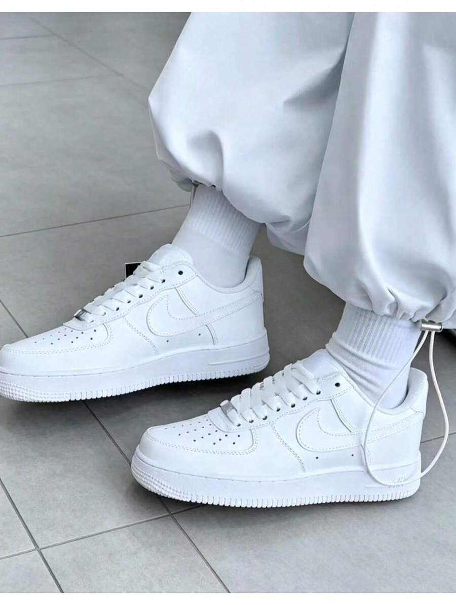 Nike Men Casual Athletic Shoes