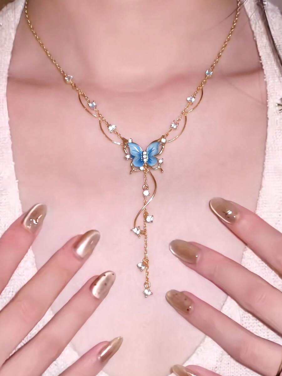 1pc Fashion Sweet Butterfly Pendant Necklace, Suitable For Women's Daily, Party, Holiday, Date Wear, Jewelry Gift