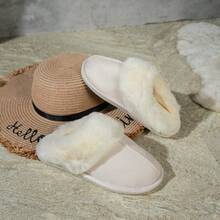 Women's Warm Casual Plush Closed-Toe Fuzzy Slippers, Non-Slip Wear-Resistant Indoor House Shoes - White - View 2