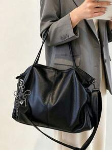 Tote Bag Large Capacity Soft Litchi Textured Body, Paired With Adjustable Wide Strap, Featuring Heart-Shaped Charm And Bow Chain Decoration. Spacious Interior Can Hold Books, Laptop And Other Personal Items, Relaxed Minimalist Design Suitable For Commuting And Travel, Effortlessly Enhancing Overall Outfit Style. - Black - View 2