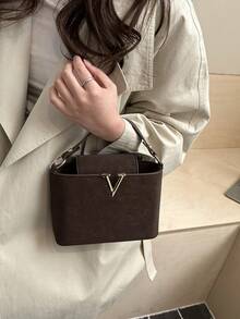 Women's Mini Bucket Bag, V-Shaped Metal Decor Handle Handbag, Casual Crossbody Bag With Detachable Shoulder Strap - Coffee - View 7