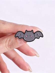 1pc Cute Cartoon Bat Enamel Brooch, Kawaii Blushing Bat Badge, Decorative Lapel Pin, Suitable For Suit Jacket, Backpack, Clothing, Halloween Gift - Multicolor - View 6