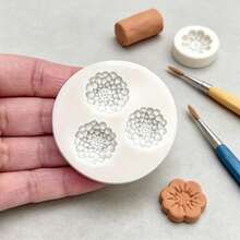 1pc Three Chrysanthemum Shaped Silicone Mold, Suitable For Producing Flower Decorations, Can Be Made Of Resin And Clay Polymer, Easy To Demold, And Can Be Reused. - Beige - Three-hole Flower - View 5