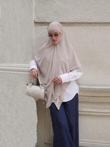 1 buah Syal Persegi Ukuran Besar Hijab Muslimah Warna Polos Bahan Chiffon - MultiWarna - View 4