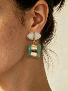 2pcs Women's Earrings, Pink And Green Resin Material, Dual-Color Patchwork Geometric Shape With Metal Rim Design, Fresh Vintage Style, Suitable For Daily Commute Wear - Multicolor - View 1
