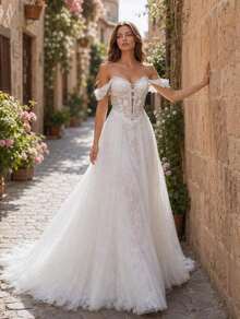 Elegant Ivory Bridal Gown, Deep V-Neck Design, Decorated With Exquisite Applique, Long Tulle White Wedding Dress - Beige - View 2