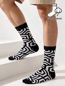 1 Pasang Kaos Kaki Setengah Betis Motif Geometris Hitam & Putih, Kaos Kaki Panjang Katun Lembut dan Nyaman untuk di Rumah & Olahraga, Unisex - MultiWarna - View 1