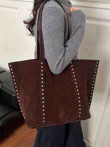 Tote Bag Vintage Rivet Mother-Daughter Tote Bag, Double Long Shoulder Straps With Side Metal Rivet Decoration. Large Capacity Bag Body, Can Store Various Personal Items, Vintage Western Style Suitable For Daily Outings, Easily Enhance Overall Outfit Style. - Coffee Brown - View 2
