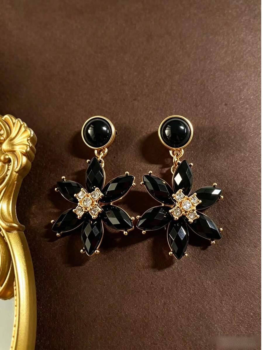 1 Pair Fashionable Vintage Luxury Personalized Flower Rhinestone Studded High-End Elegant Earrings Suitable For Banquet, Vacation, Party Wear - Black - View 1