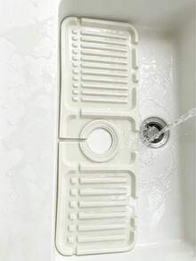 Faucet Sink Draining Mat, Foldable & Extendable Water-Guiding Draining Board, Kitchen Countertop Waterproof & Anti-Overflow Tool, Direct Water Flow Into Sink To Prevent Countertop Water Accumulation And Mold. Multi-Purpose Mat For Bowls, Cups, Fruits & Vegetables Draining, Also Suitable As Makeup Brush Drying Mat, DIY Anti-Stain Mat, Bar Water Control Mat & Pet Bowl Water-Resistant Mat. Soft Texture, Foldable & Space-Saving Storage, Fits Most Faucets, Ideal For Renters, Cleanliness Enthusiasts, DIY Hobbyists, Great As A Gift. 1pc/2pcs - White - View 2