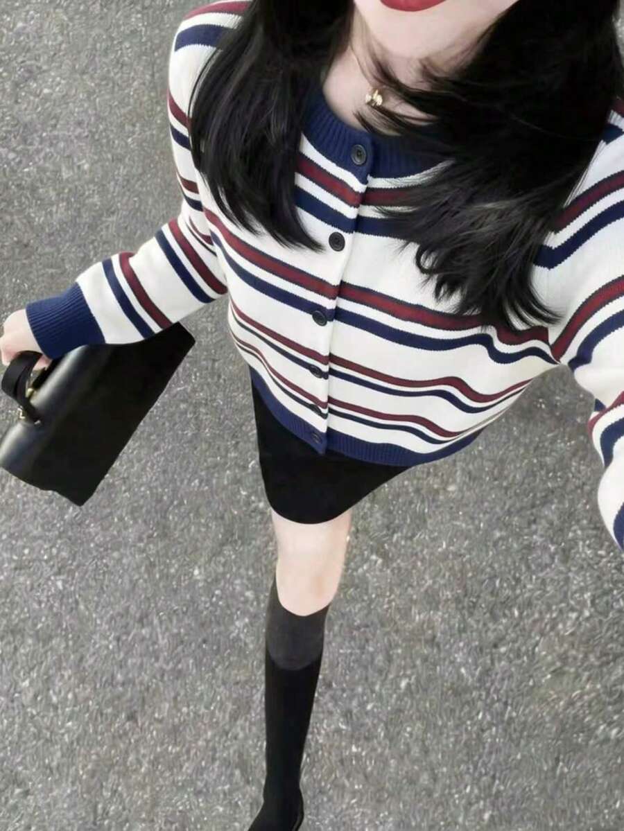 美式復古拼色條紋女款針織開襟毛衣外套,柔軟保暖秋冬外套 - 白色 - 查看 1