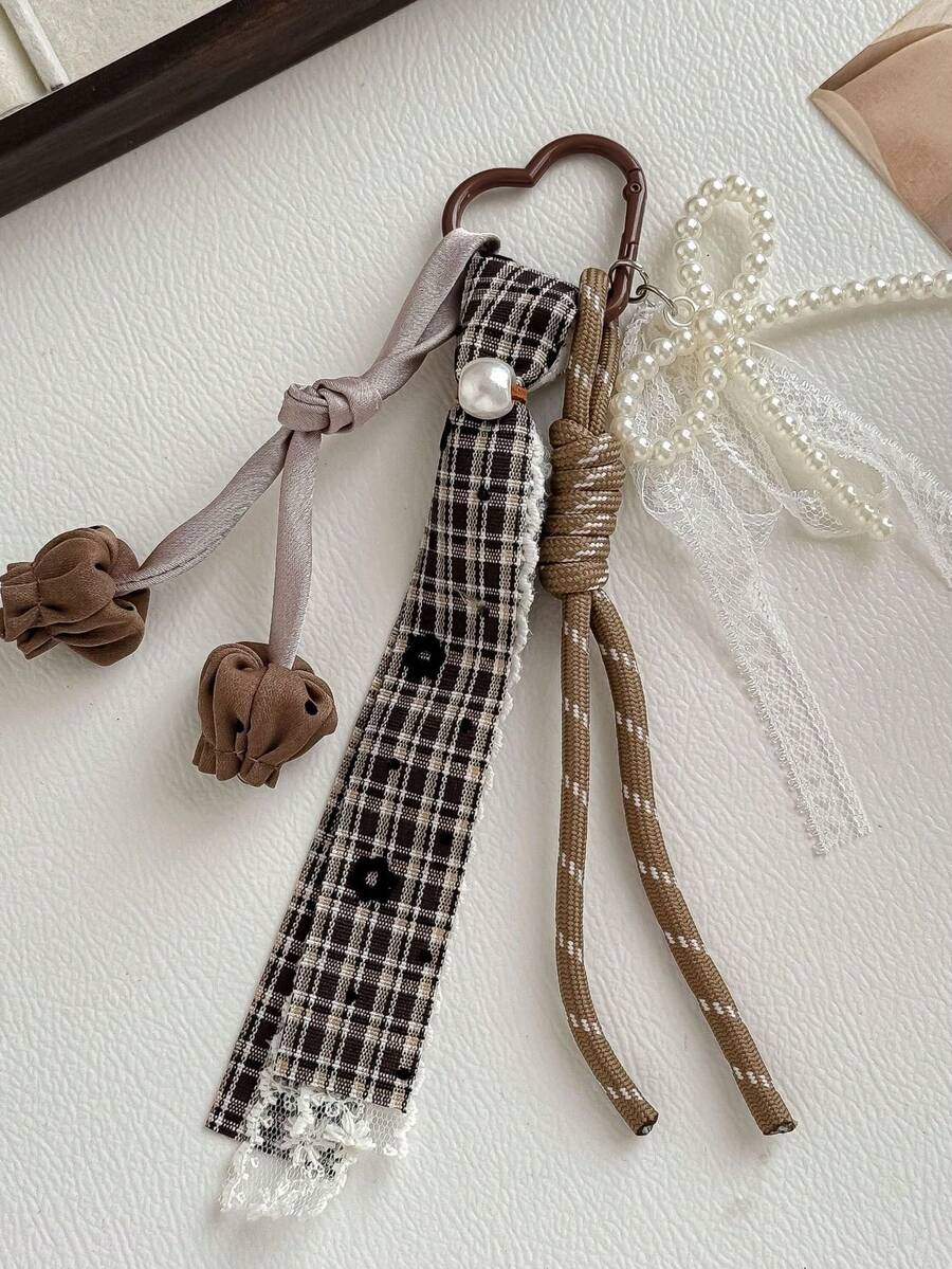 Gantungan Kunci Kain Kotak-kotak Vintage Korea, Aksesori Charm Tas Karabiner Pita Mutiara Bunga Hati - MultiWarna - View 1