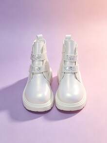 1 Pair Girls' White Boots, Shiny Upper With Decorative Pattern, Hook And Loop Closure, Round Toe, Non-Slip Thick Sole, Sweet Cool Princess Style, Suitable For Daily Wear, School, Festivals, Parties, Performances, Outdoor, Autumn/Winter New - White - View 4
