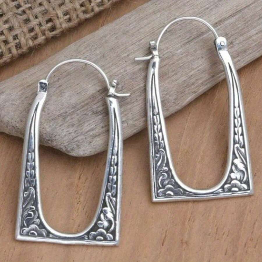1 Pair Classic Retro Exotic Floral Earrings For Women, Vintage Hollow Geometric Design, Bohemian Style Earrings Suitable For Daily Wear And Vacation - Silver - View 1