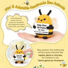 1 pieza Decoración colgante de abeja tejida a mano con cita motivacional positiva, adecuada como un pequeño regalo para amigos y familiares, excelente para colocar en la sala de estar, el estudio o como regalo de cumpleaños - Multicolor - Ver 8